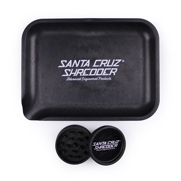 Santa Cruz Shredder  Hemp Black Gift Bundle